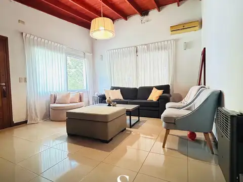 CASA 4 AMBIENTES EN LOS PARAÍSOS, LOS CARDALES