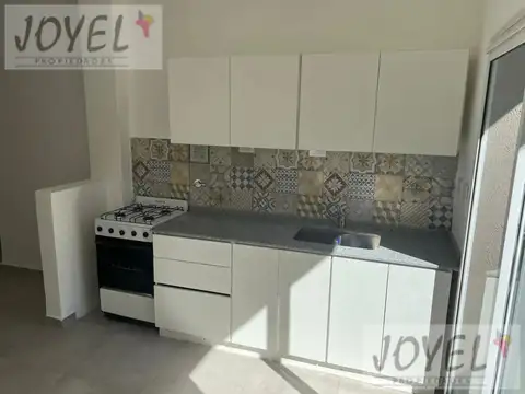 Depto Tipo Casa en Venta en Villa del Parque, USD 129.500