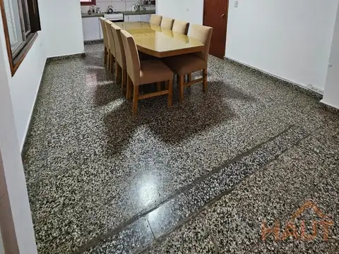 Casa en Alquiler 40 años