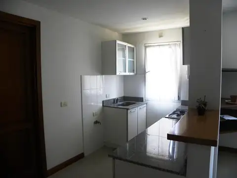 Departamento en Alquiler en Campana, $ 650.000