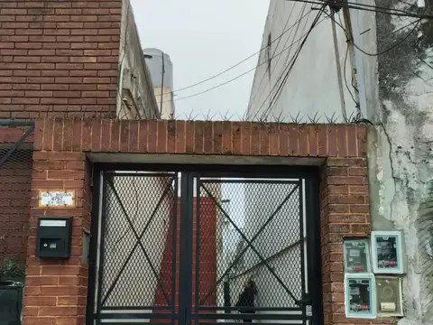 Almirante Brown 4700