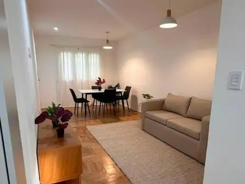 VENTA 2 AMBIENTES RECICLADO 1 PISO POR ESCALERA