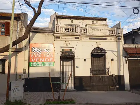 Casa 4 Ambientes 150 m² en 2 Plantas - Lote 9 x 9 - Mataderos