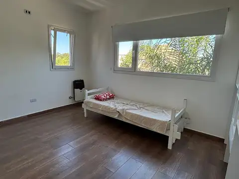Casa en Alquiler Temporal al Este