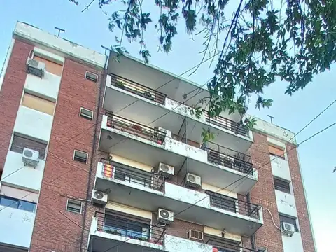 DEPARTAMENTO 2 AMB IMPECABLE