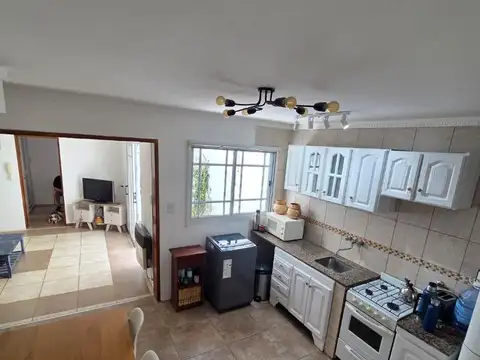 2 Entre 46 Y 47 , Piso P/B