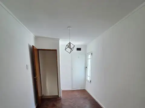 Depto Tipo Casa en Venta en La Plata, USD 87.000