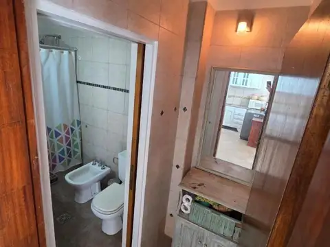 Depto Tipo Casa 4 ambientes con 2 baños
