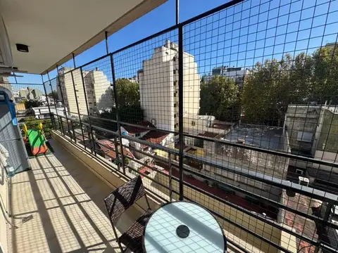 Departamento 3 ambientes con 2 baños