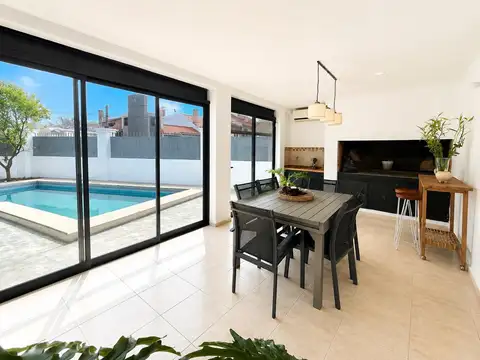 Casa en Venta en Urca, USD 230.000