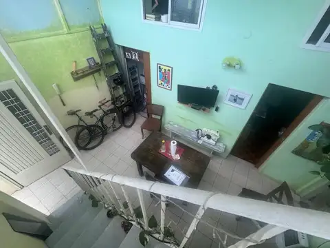 Depto Tipo Casa en Venta de 4 dormitorios