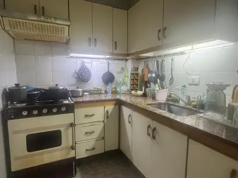 Venta PH 3 ambientes con terraza. Villa del Parque