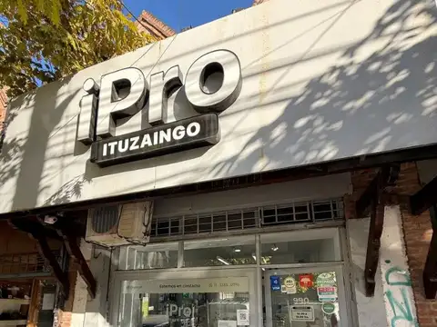VENTA LOCAL INMEJORABLE UBICACIÓN ITUZAINGO CENTRO !!!!