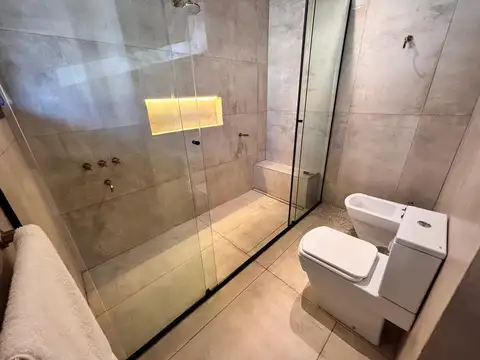Casa 3 ambientes con 2 baños