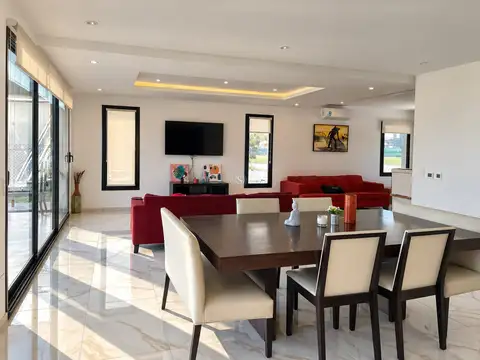 Casa en Venta de 4 dormitorios