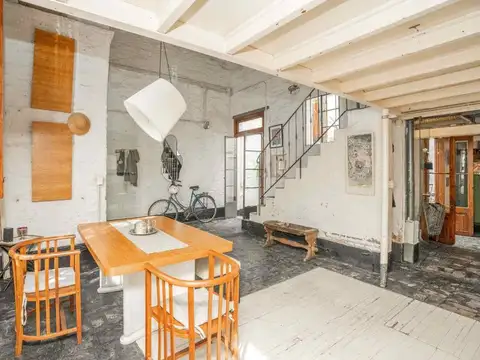 VENTA CASA EN LOTE PROPIO 5 AMBIENTES  PALERMO