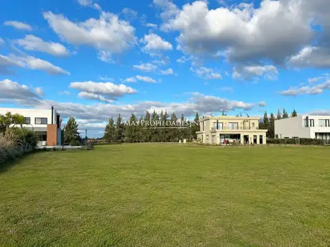 Venta Terreno / Lote en La Providencia Sector Polo Canning