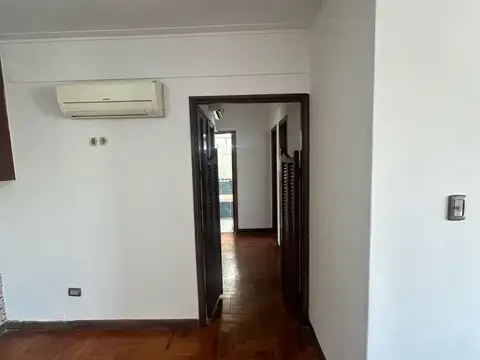 Departamento 5 ambientes con 1 baño