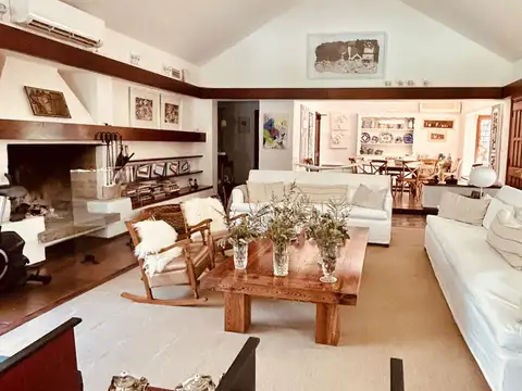 Casa en Venta de 5 dormitorios