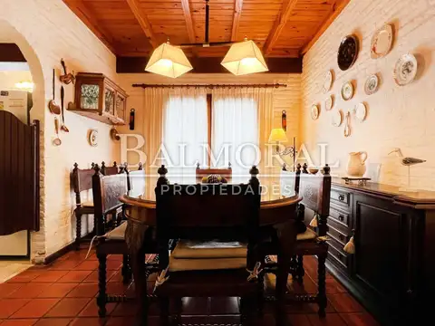 Casa en Alquiler Temporal con 1 cochera