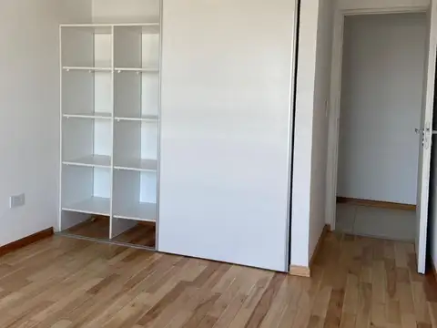 Departamento en Alquiler con 1 cocheras