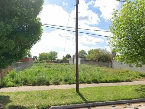 Terreno en Venta 30  mts Fondo