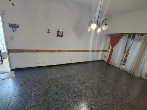 Depto Tipo Casa en Venta en Isidro Casanova, USD 49.000