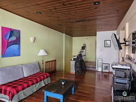 Depto Tipo Casa en Venta de 4 ambientes