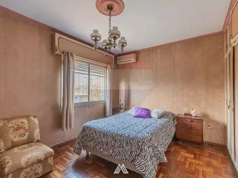 Venta Casa 4 Dormitorios 2 Baños y Garaje en Prado