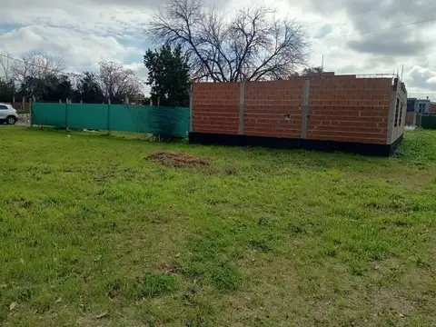 VENTA LOTE MERLO