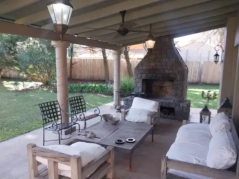 Casa en Venta de 5 dormitorios