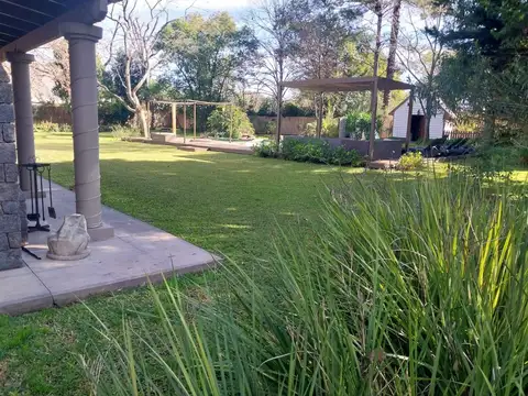 Casa en Alquiler 
