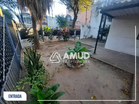Oficina en Alquiler con 1 cochera