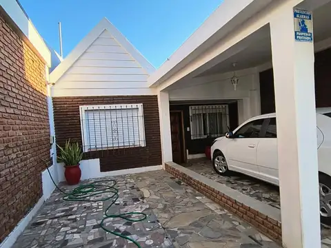 Urquiza y Bulevard de Maria