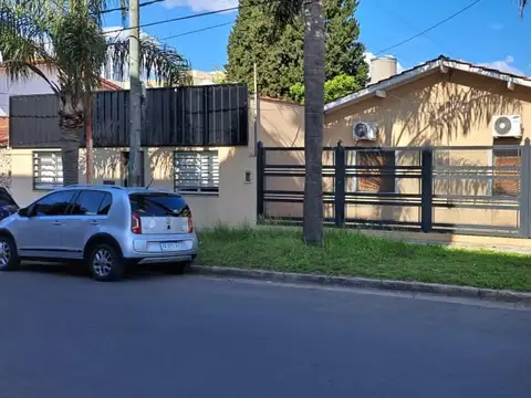 VENTA DE CASA ESTILO CHALET MULTIFAMILIAR