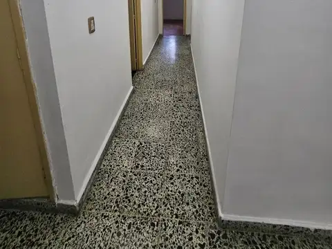 Depto Tipo Casa en Alquiler de 3 ambientes