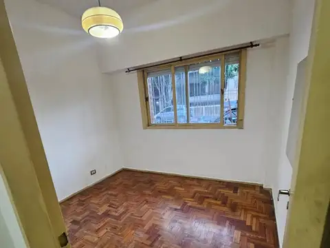 Depto Tipo Casa en Alquiler en Villa General Mitre, $ 1.000.000