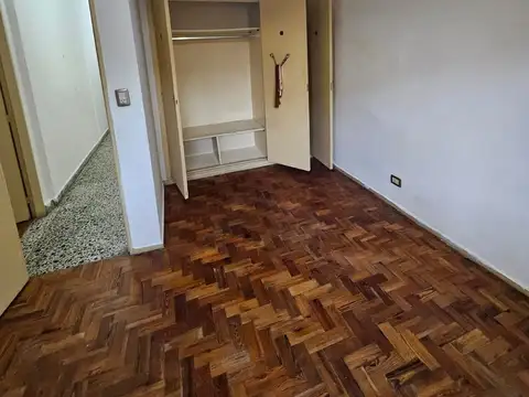 Depto Tipo Casa en Alquiler de 2 dormitorios