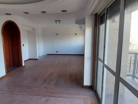 Departamento en Venta de 5 ambientes
