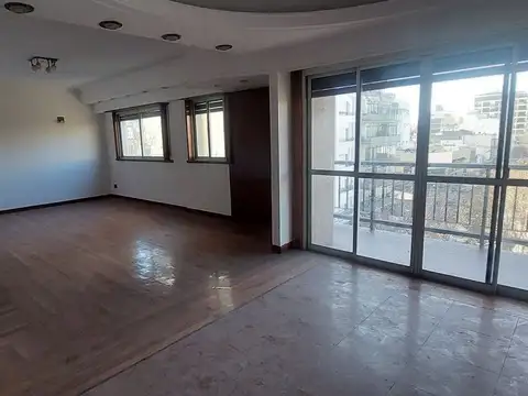 Departamento en Venta - Avellaneda - 5 Ambientes