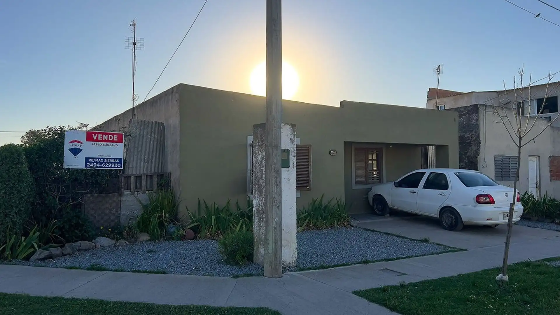 VENTA CASA A REFACCIONAR - TANDIL