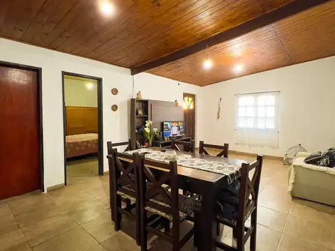 Casa 3 ambientes con 1 baño