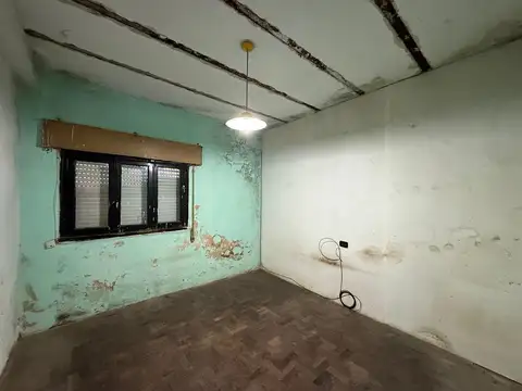 CASA VENTA DOS PLANTAS A RECICLAR