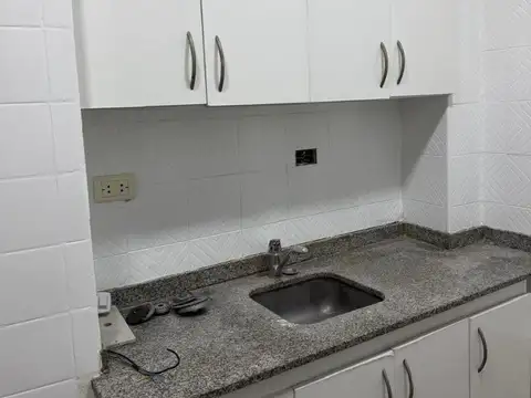 Departamento en Alquiler en Balvanera, $ 1.100.000