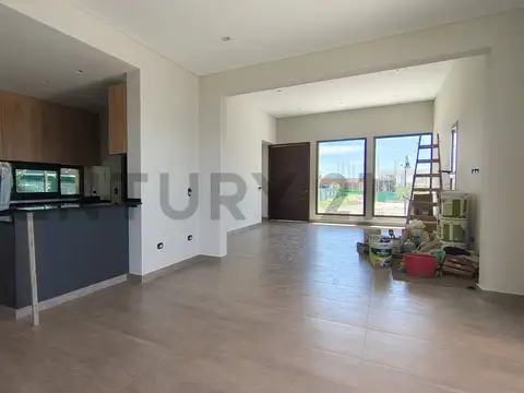 Casa en Venta en Lujan De Cuyo, USD 330.000