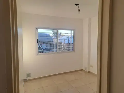 Departamento en Alquiler en Villa Bosch, $ 650.000