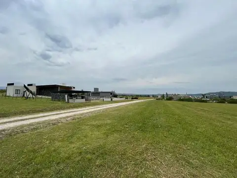VENTA LOTE EN PUERTO DEL AGUILA
