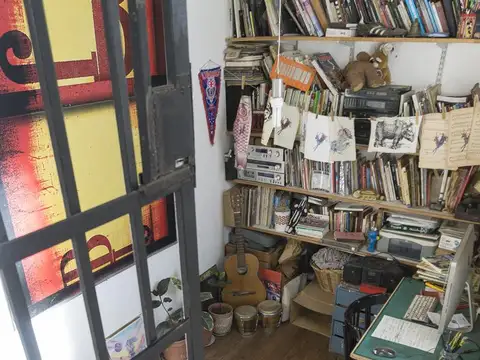Depto Tipo Casa en Venta 100 años