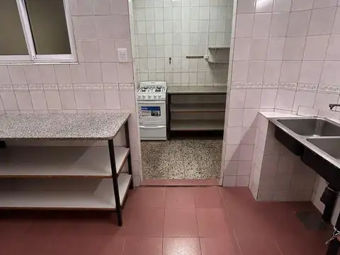 Depto Tipo Casa en Alquiler 40 años