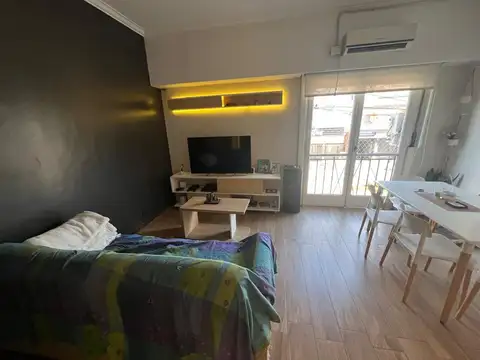 Avenida Manuel Belgrano 200
